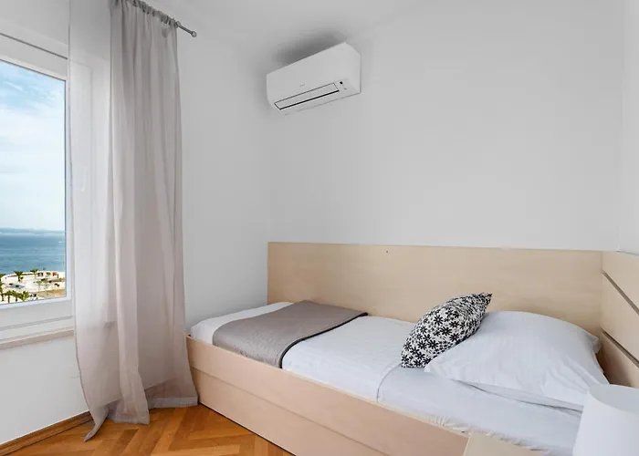 New Mar 44 - Znjan, Apartamento