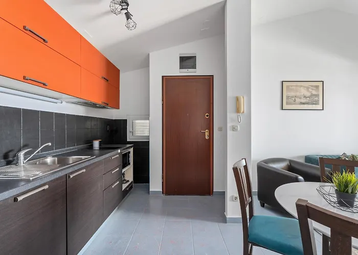 New Mar 44 - Znjan, Apartamento *