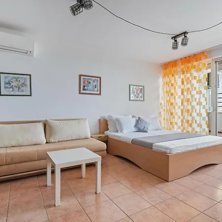 New Mar 44 - Znjan, Apartamento Split