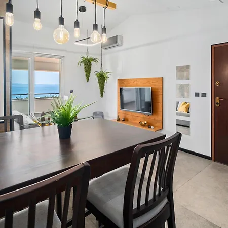 Διαμέρισμα New Mar 44 - Znjan, *