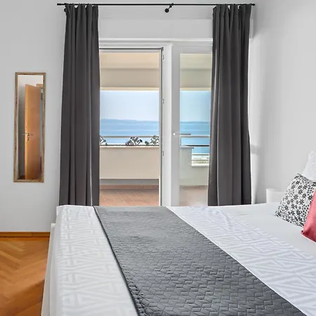 דירה New Mar 44 - Znjan, ספליט