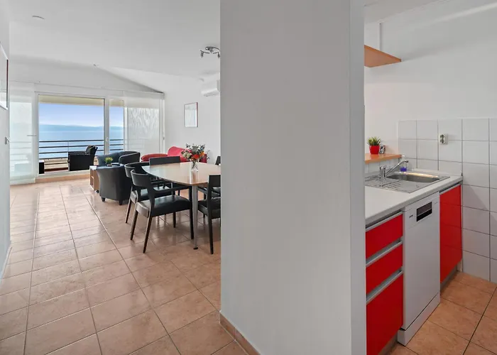 New Mar 44 - Znjan, Apartament